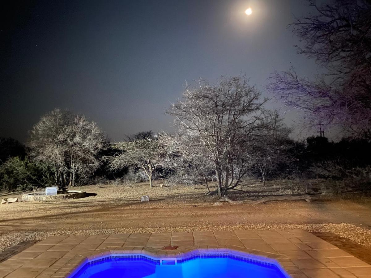 Twiga Lodge Mabalingwe Bela-Bela Ngoại thất bức ảnh